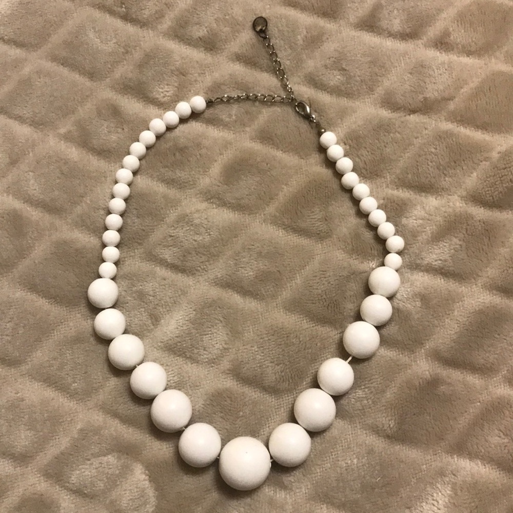 3/$13 White bead necklace